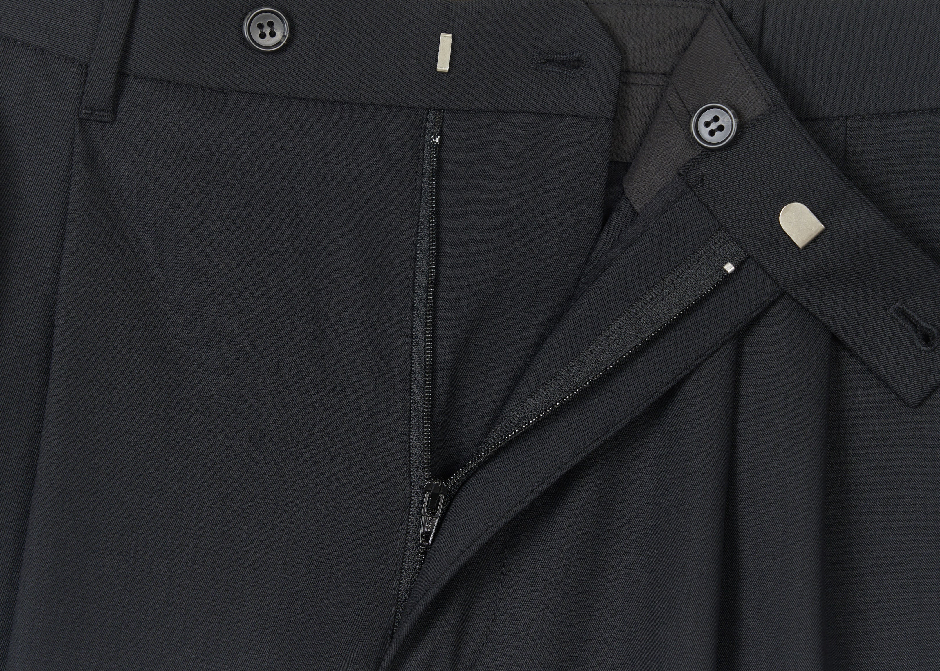 Two-Tuck Trousers Black
