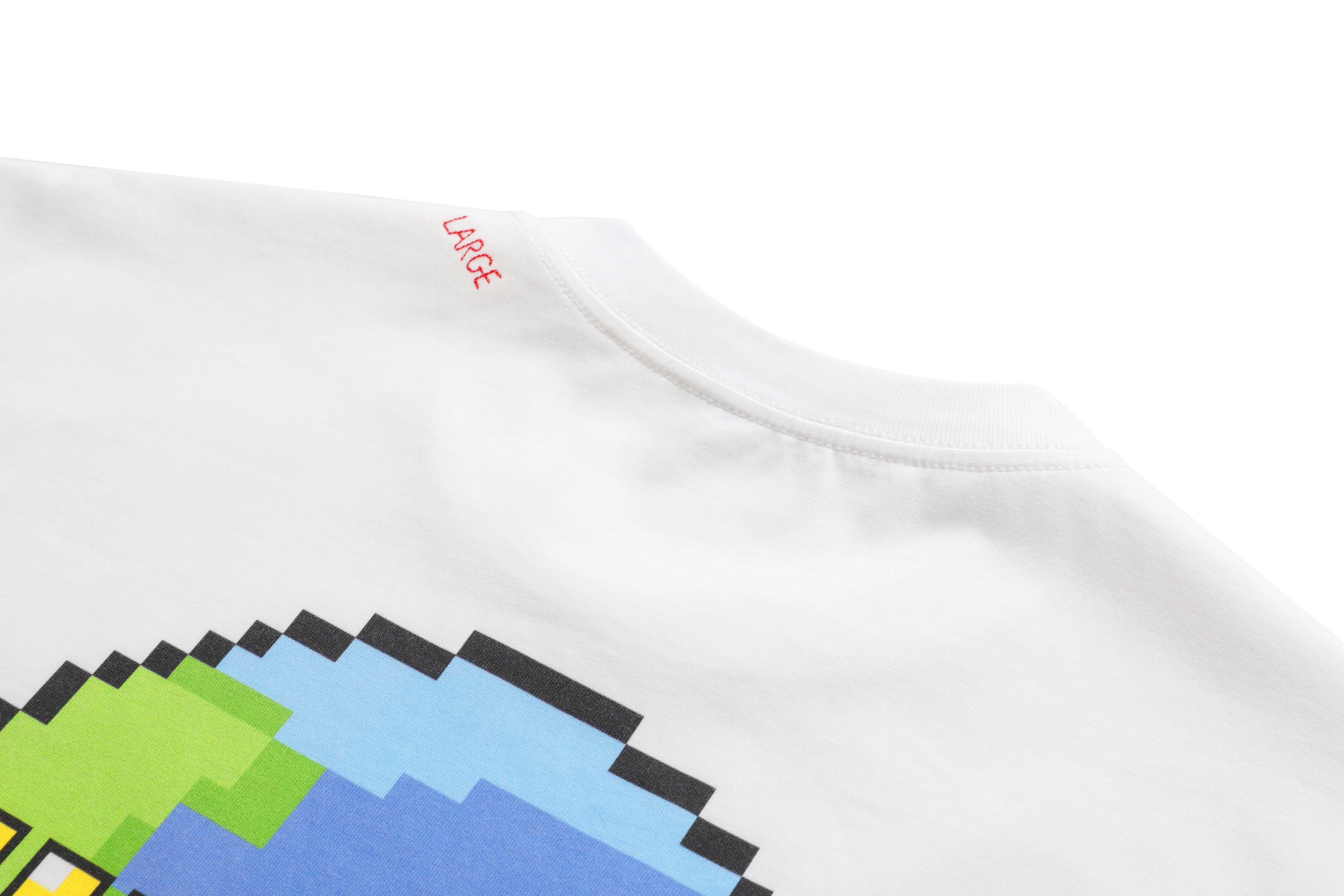 Pixel Love Earth Tee White