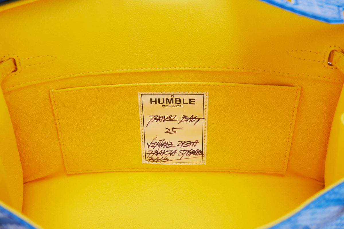 Travel Bag Size 25 Blue/Yellow — yellow interior pocket and HUMBLE label