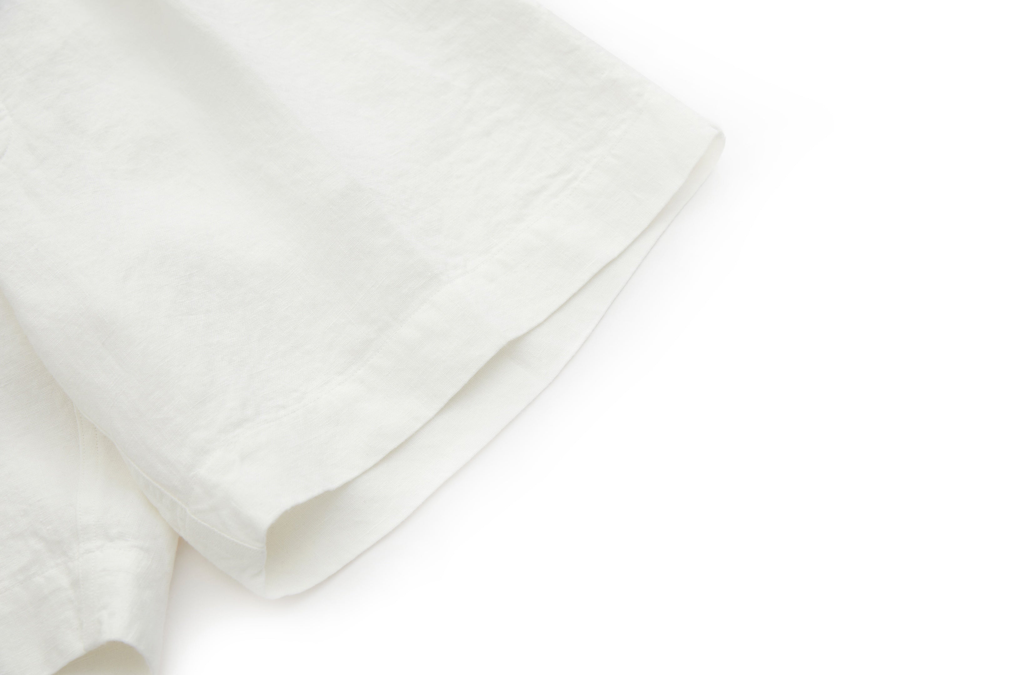 Bermuda Linen Shorts White